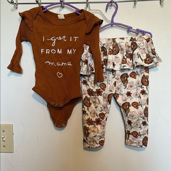 Brown Baby Onesie and Floral Pants Set - Picture 1 of 2